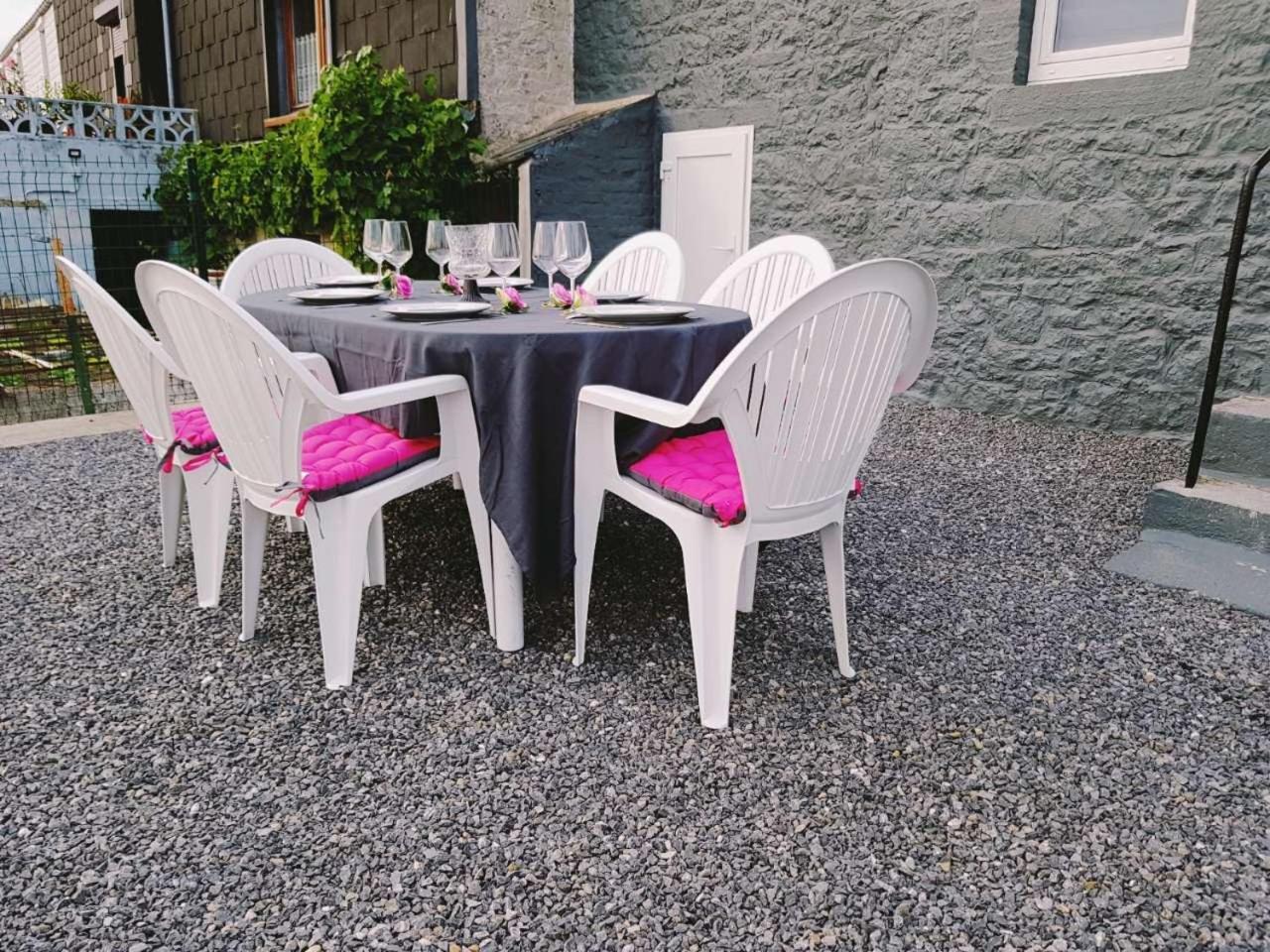 Au Chant Des Roches - Parking - Wifi - Terrasse - Chambres Familiales - Cerfontaine Exteriér fotografie